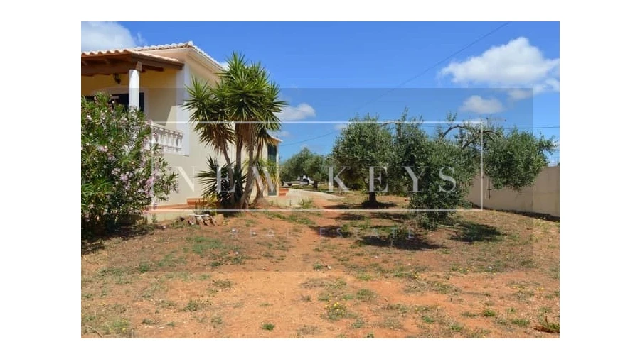 Quinta T3 para Venda em Luz Foto 5