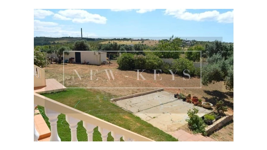 Quinta T3 para Venda em Luz Foto 3