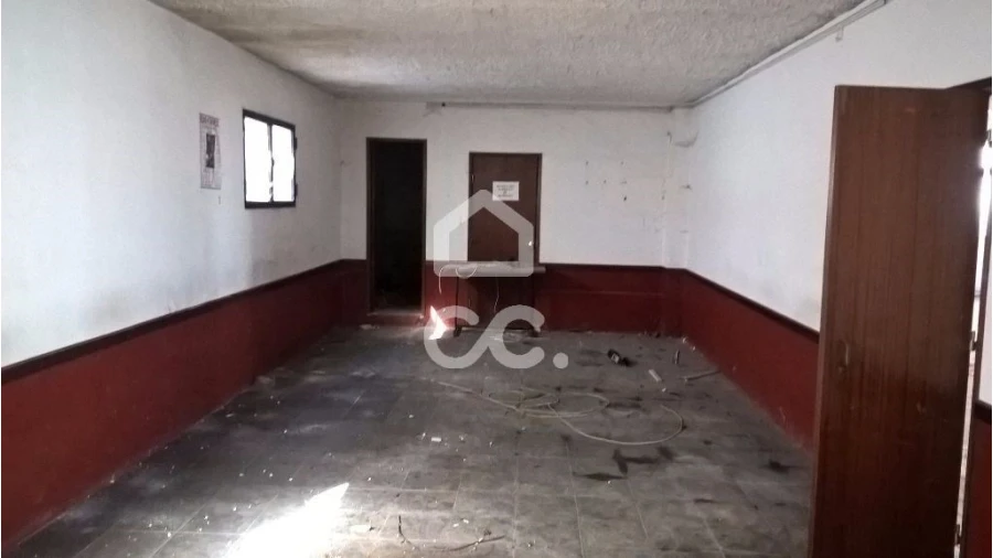 Armazém para Venda em Vieira de Leiria Foto 6