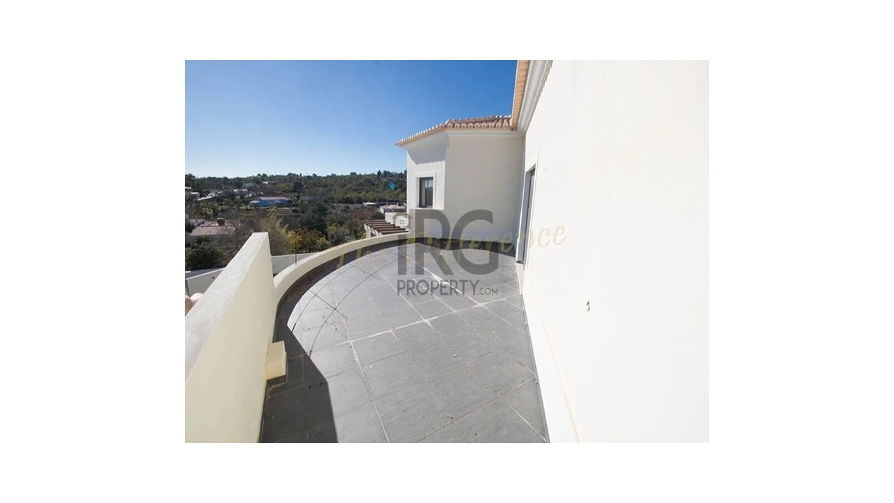 Moradia T4 para Venda em Boliqueime Foto 17