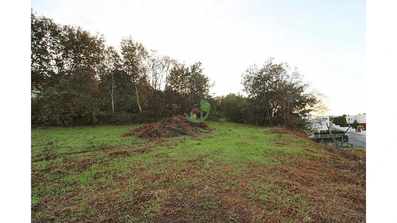 Terreno para Venda em Garfe Foto 3