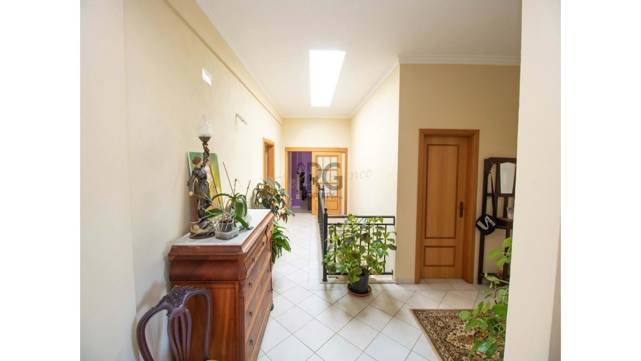 Moradia T3 para Venda em Quarteira Foto 3