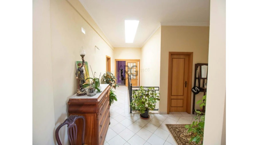 Moradia T3 para Venda em Quarteira Foto 3