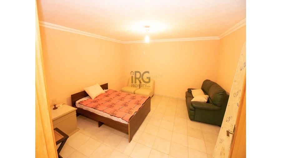 Moradia T3 para Venda em Quarteira Foto 19