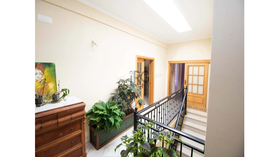 Moradia T3 para Venda em Quarteira Foto 18