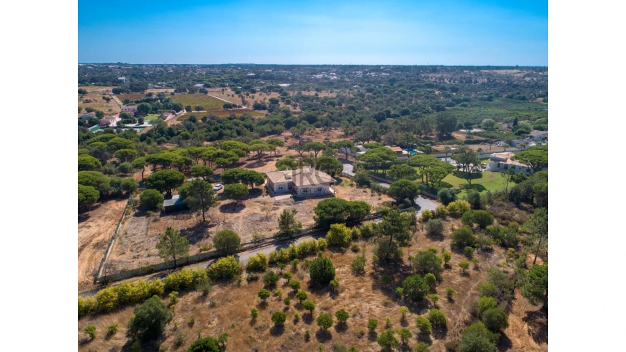 Moradia T3 para Venda em Quarteira