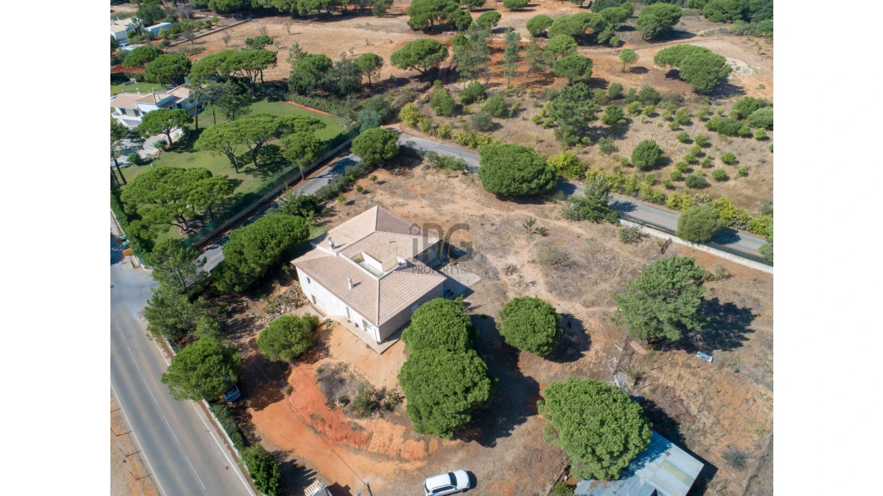 Moradia T3 para Venda em Quarteira Foto 23