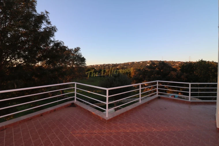 Moradia T4 para Venda em São Brás de Alportel Foto 6