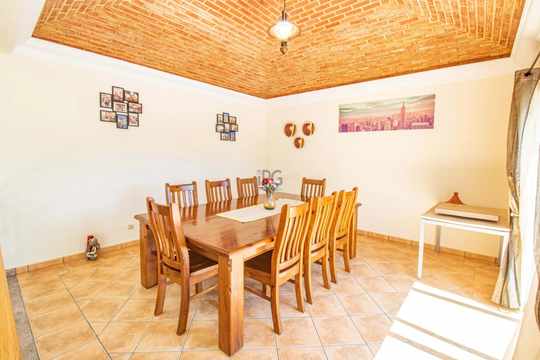 Moradia T4 para Venda em São Brás de Alportel Foto 4