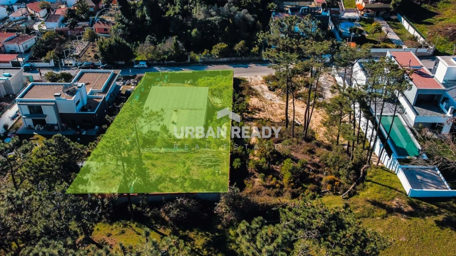 Terreno para Venda em Corroios Foto 1