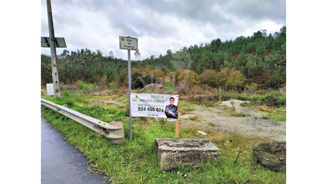 Terreno para Venda em Rebordões (Souto) Foto 8