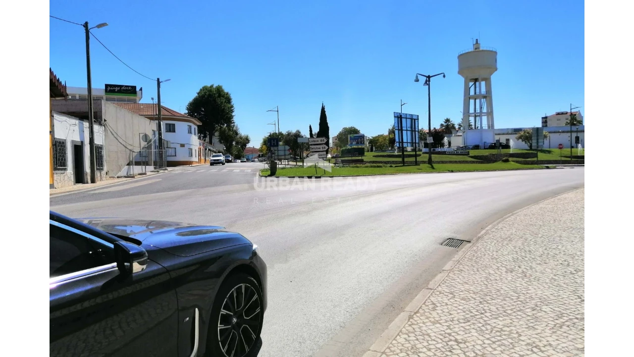 Prédio para Venda em Benavente Foto 7