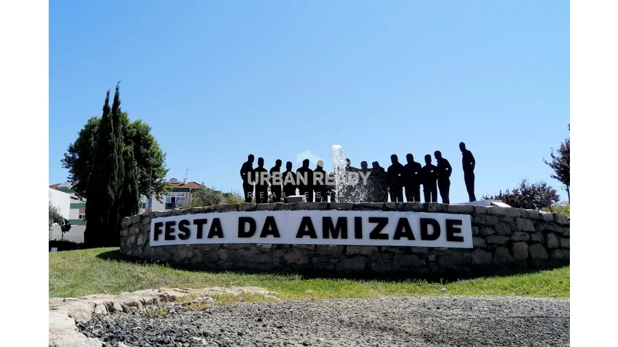 Prédio para Venda em Benavente Foto 4