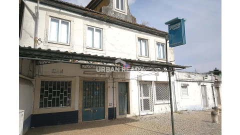Prédio para Venda em Loures