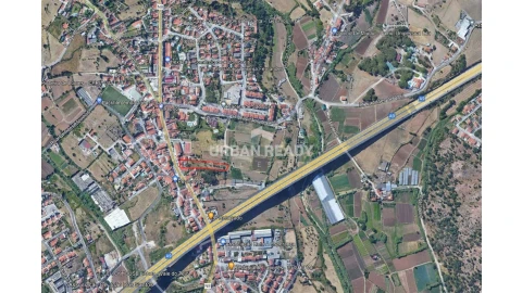 Prédio para Venda em Loures