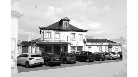 Prédio para Venda em Loures