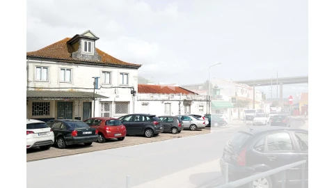 Prédio para Venda em Loures