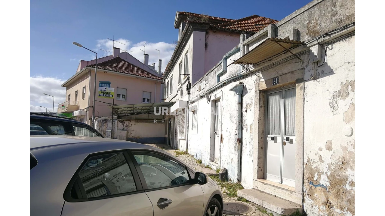 Prédio para Venda em Loures Foto 4