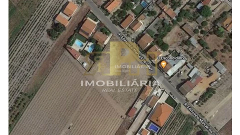 Terreno para Venda em Benfica do Ribatejo