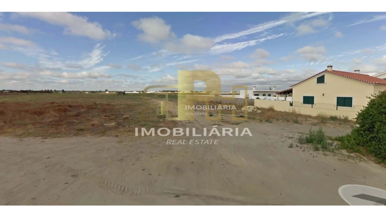 Terreno para Venda em Benfica do Ribatejo Foto 2