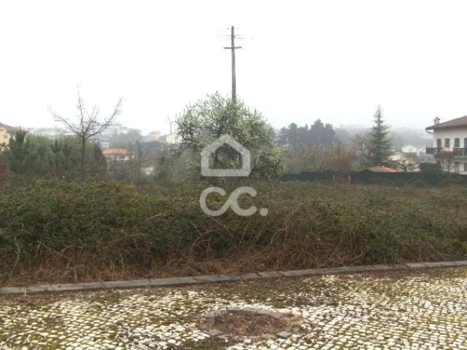 Terreno para Venda em Abraveses Foto 2