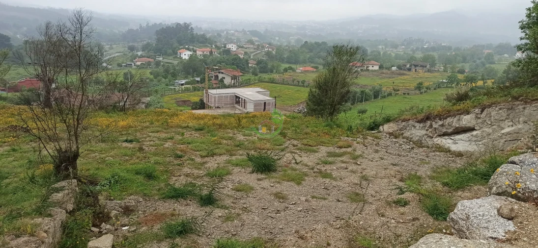 Terreno para Venda em Monsul Foto 2