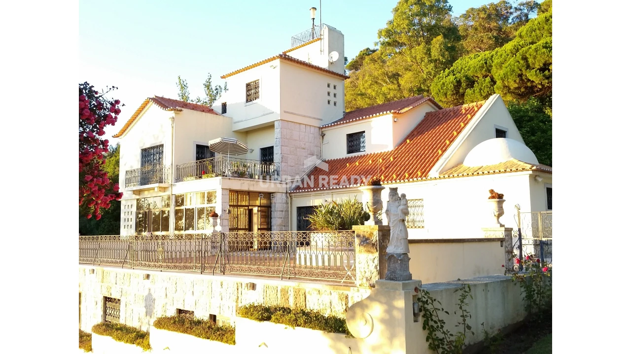 Quinta T10 para Venda em Almada, Cova da Piedade, Pragal e Cacilhas Foto 1