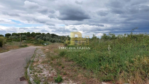 Terreno para Venda em Marvila, Ribeira Santarém, São Salvador, São Nicolau