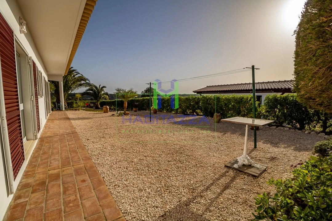 Moradia T4 para Venda em Lagos (São Sebastião e Santa Maria) Foto 20