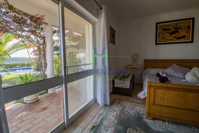 Moradia T4 para Venda em Lagos (São Sebastião e Santa Maria)