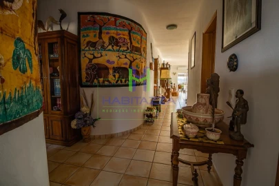 Moradia T4 para Venda em Lagos (São Sebastião e Santa Maria)
