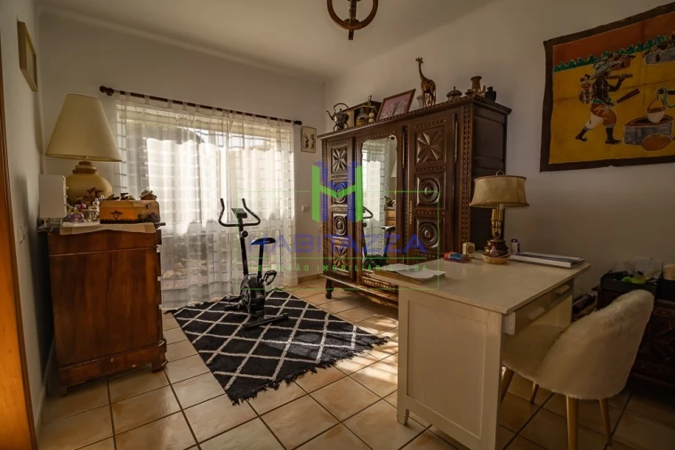 Moradia T4 para Venda em Lagos (São Sebastião e Santa Maria) Foto 43