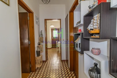 Moradia T4 para Venda em Luz