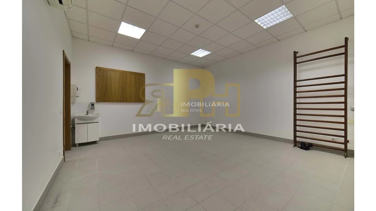 Prédio para Venda em Marvila, Ribeira Santarém, São Salvador, São Nicolau Foto 47