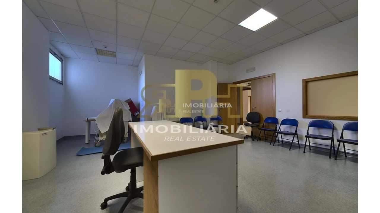 Prédio para Venda em Marvila, Ribeira Santarém, São Salvador, São Nicolau Foto 46