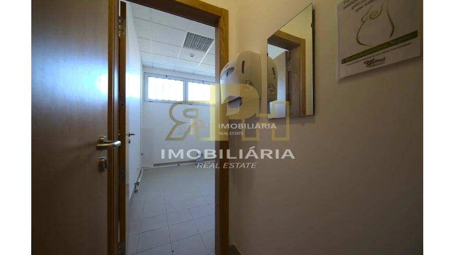 Prédio para Venda em Marvila, Ribeira Santarém, São Salvador, São Nicolau Foto 40