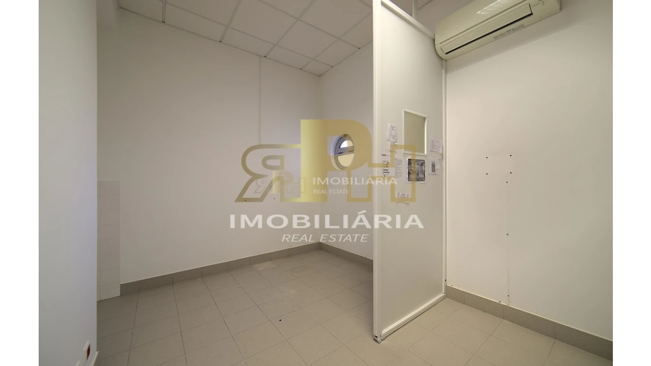 Prédio para Venda em Marvila, Ribeira Santarém, São Salvador, São Nicolau Foto 37