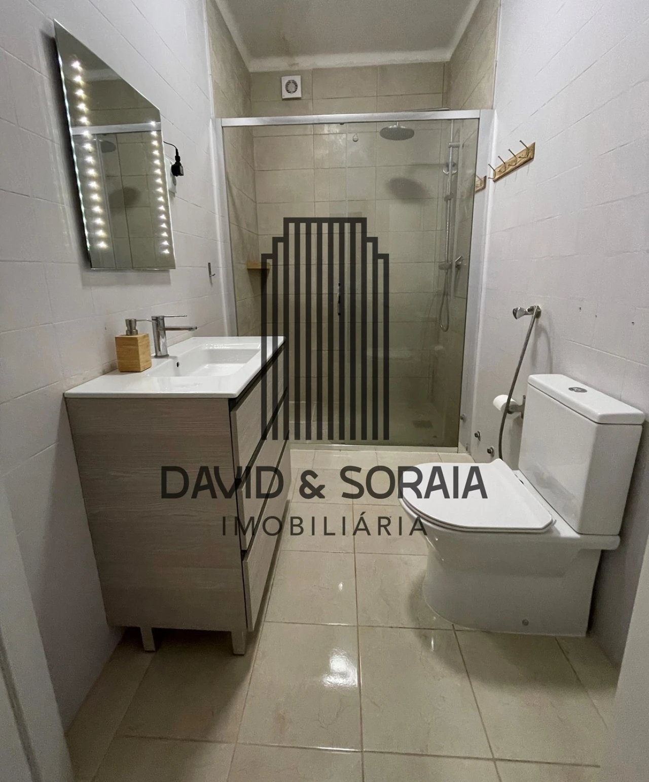 Apartamento T3 para Venda em Alcochete Foto 5
