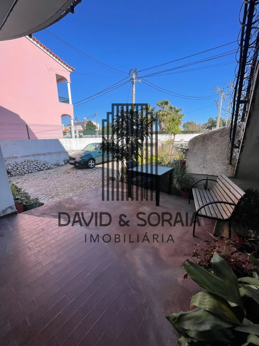 Apartamento T3 para Venda em Alcochete Foto 16