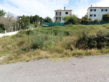 Terreno para Venda em Vila Verde e Barbudo