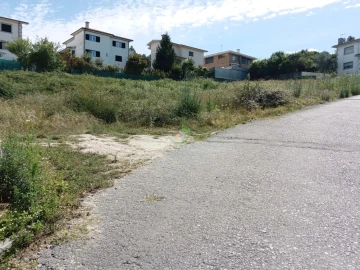 Terreno para Venda em Vila Verde e Barbudo