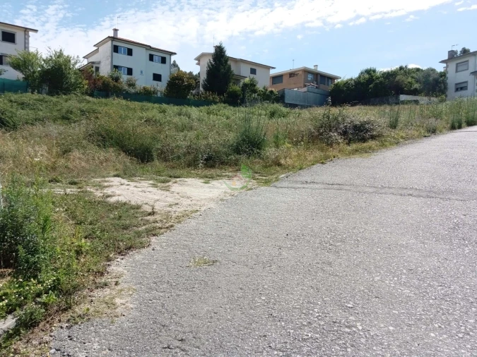 Terreno para Venda em Vila Verde e Barbudo Foto 5