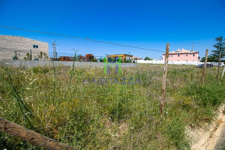 Terreno para Venda em Odiaxere Foto 2