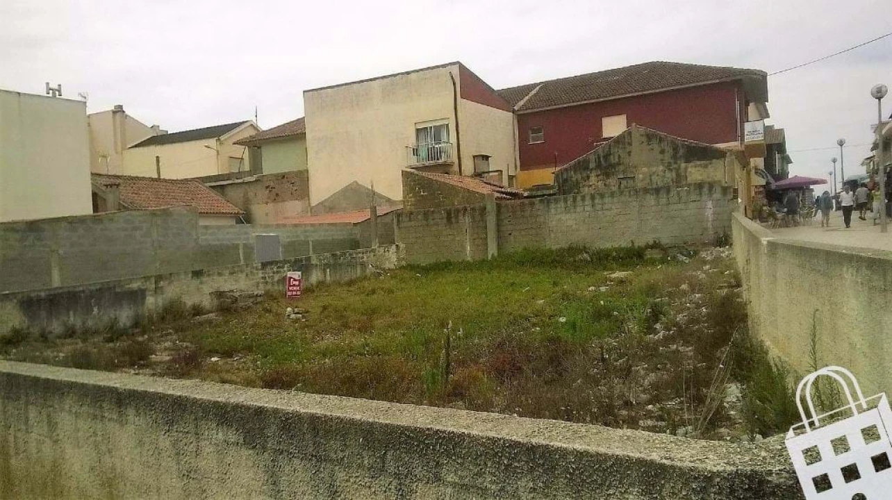 Terreno para Venda em Vieira de Leiria Foto 1