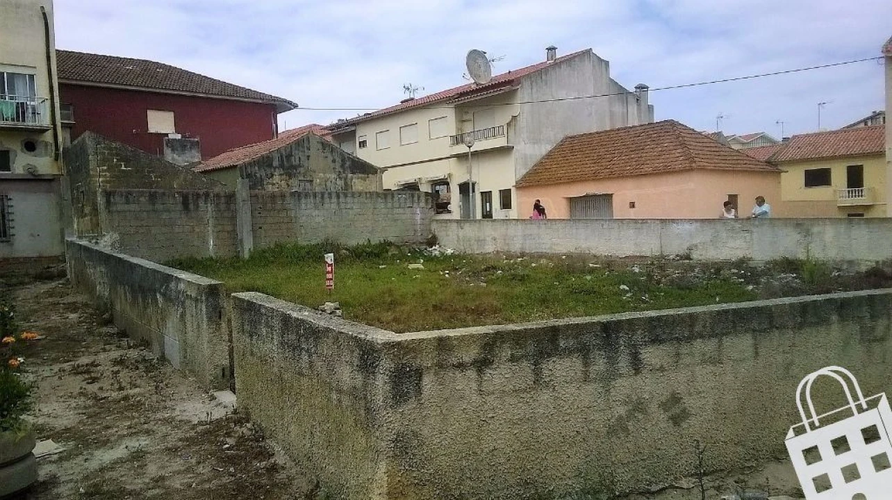 Terreno para Venda em Vieira de Leiria Foto 2