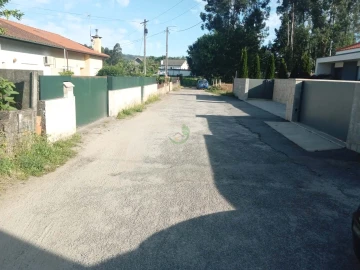 Terreno para Venda em Vila Verde e Barbudo