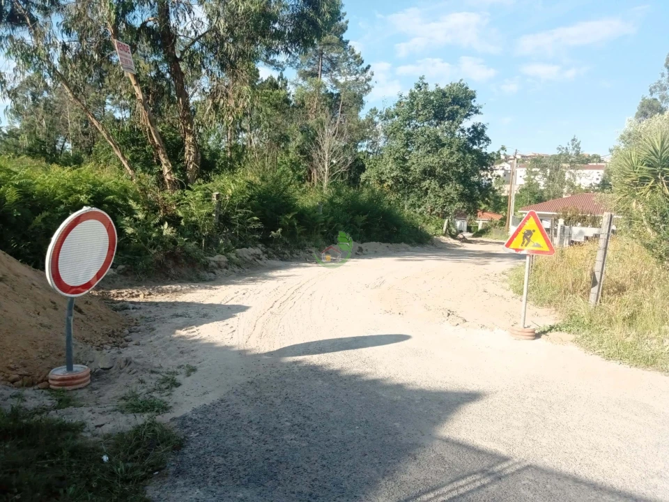 Terreno para Venda em Vila Verde e Barbudo Foto 3