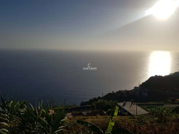 Moradia T4 para Venda em Ponta do Sol