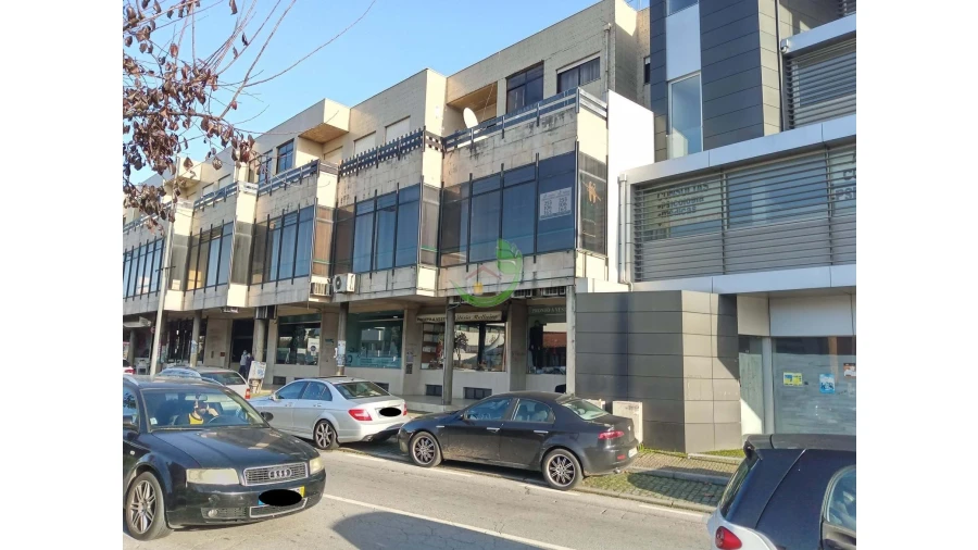 Negócio para Venda em Vila Verde e Barbudo