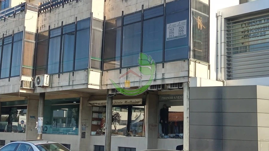 Negócio para Venda em Vila Verde e Barbudo